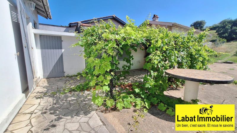 Maison ancienne - 97 m² - 4 pièces