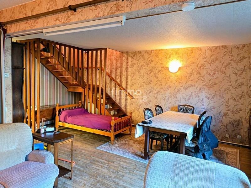 Maison - 102 m² - 5 pièces