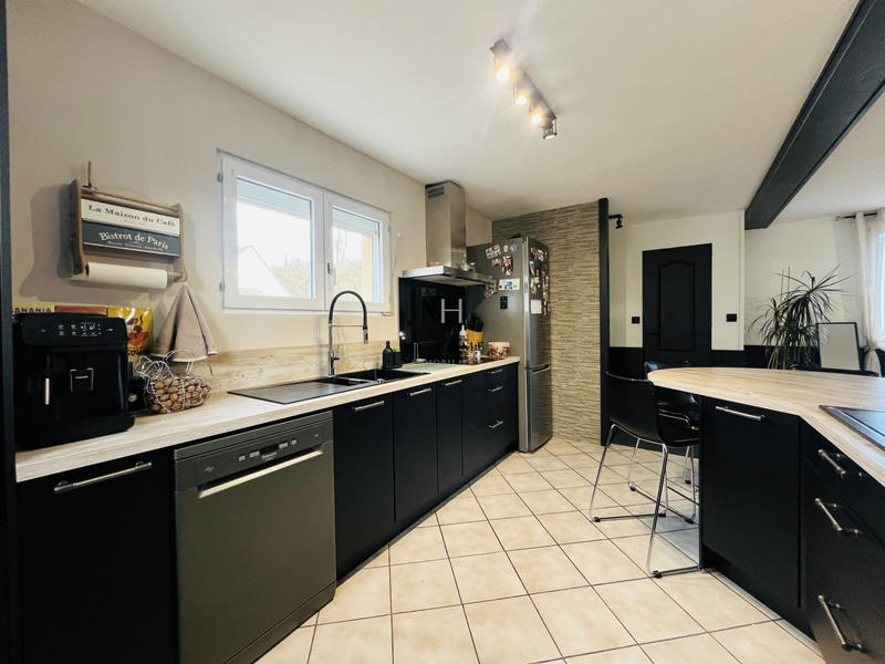 Maison - 107 m² - 4 pièces