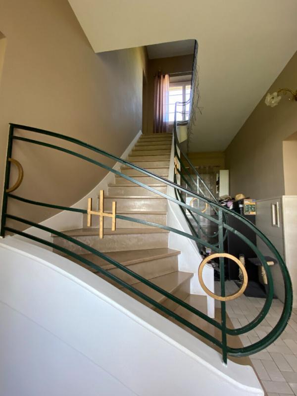 Demeure - 275 m² - 10 pièces