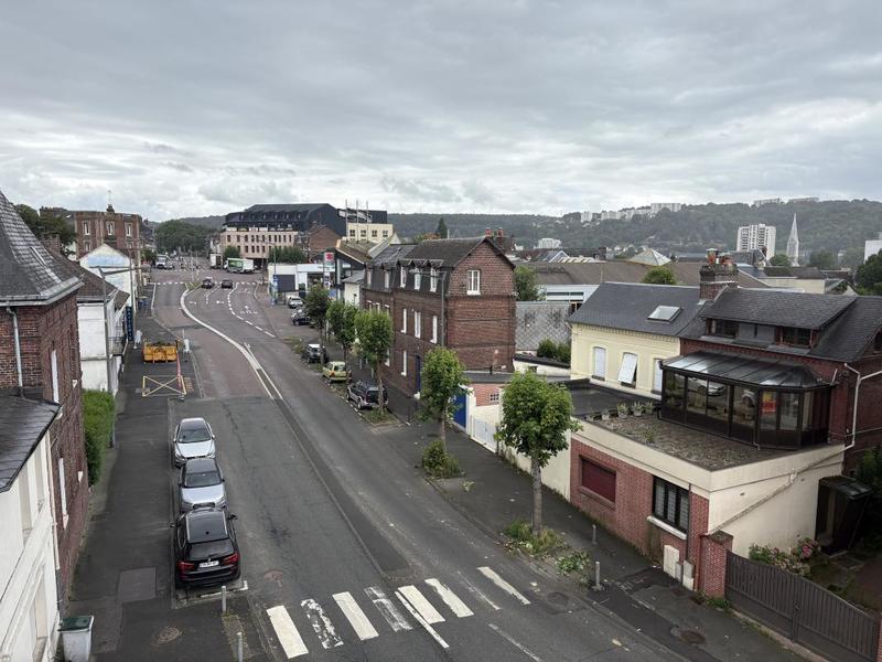 Appartement - 85 m² - 4 pièces