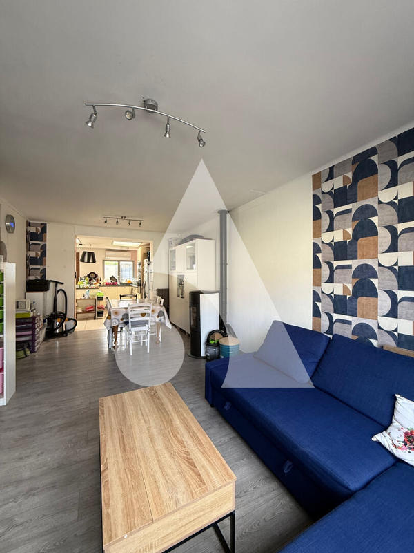 Maison - 92 m² - 4 pièces