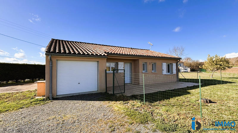 Maison - 93 m² - 4 pièces