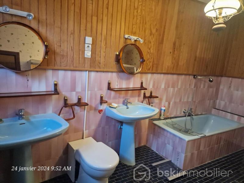 Maison de village - 200 m² - 5 pièces