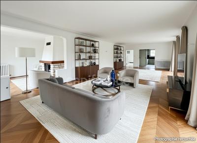 Maison - 142 m² - 6 pièces