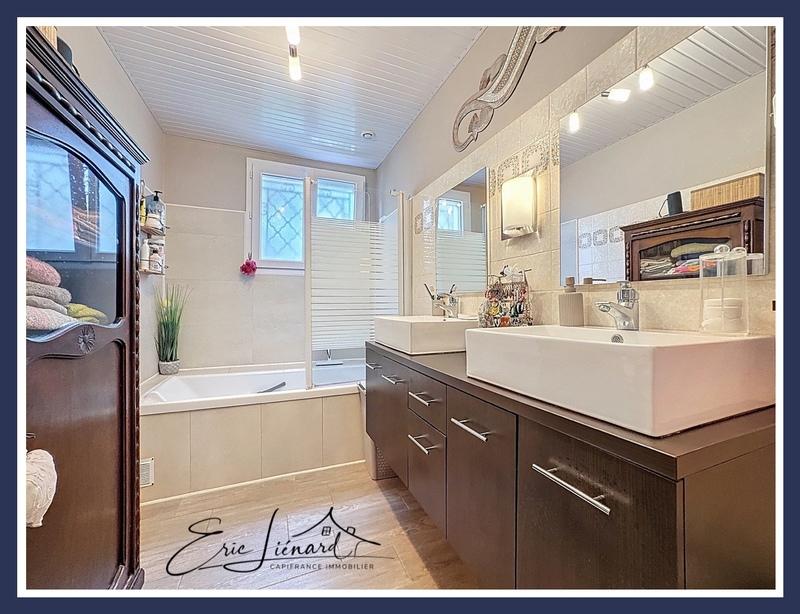 Maison - 168 m² - 7 pièces