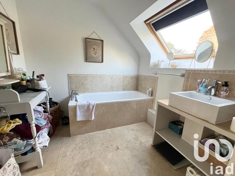 Maison - 200 m² - 6 pièces