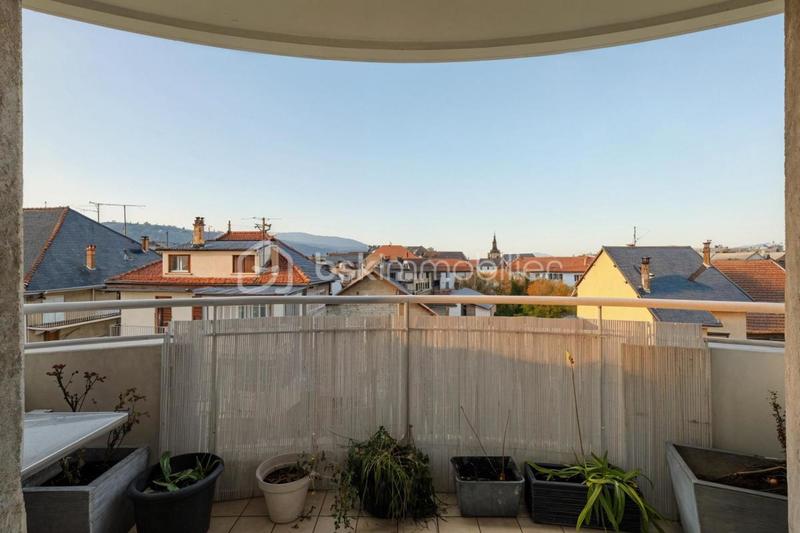 Appartement - 83 m² - 4 pièces