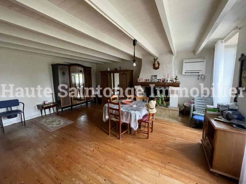 Maison de village - 89 m² - 3 pièces