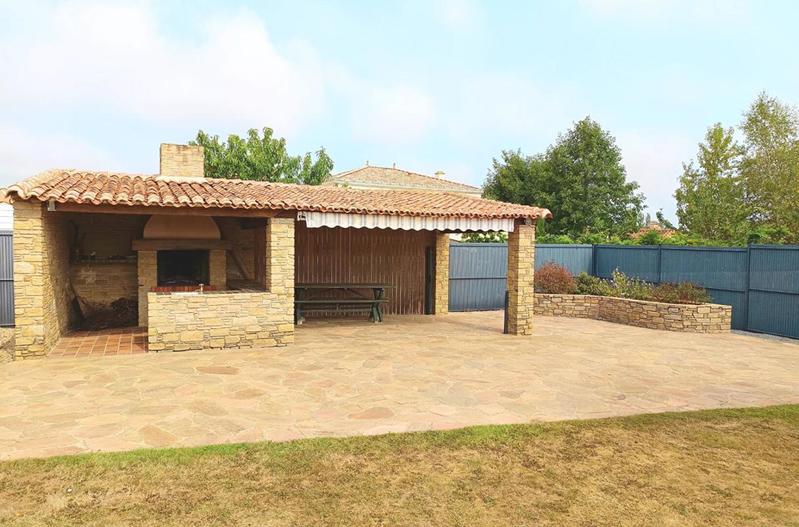 Maison - 146 m² - 7 pièces