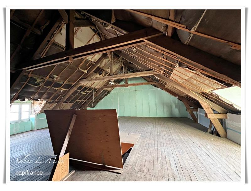 Maison - 184 m² - 6 pièces