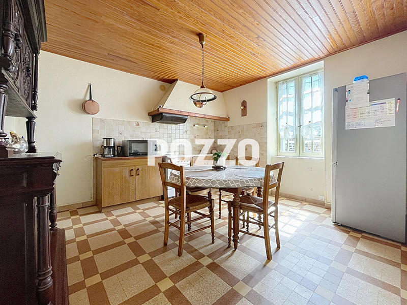 Maison - 90 m² - 3 pièces