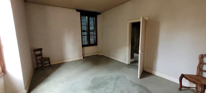 Propriété - 316 m² - 9 pièces