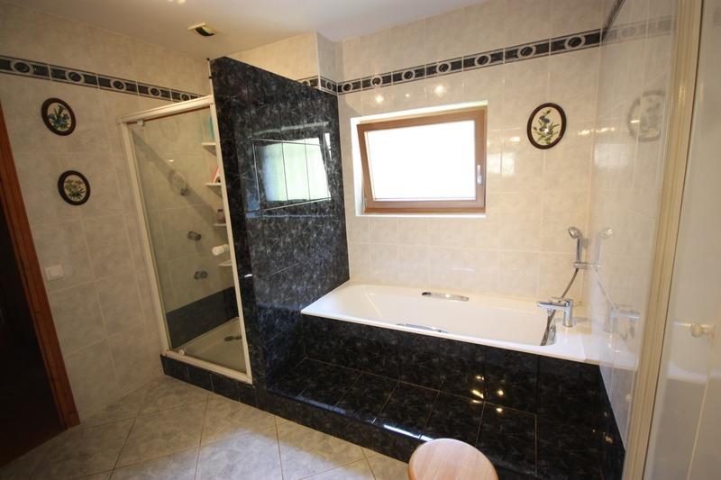 Maison - 142 m² - 5 pièces