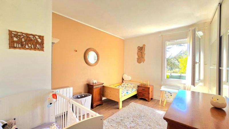 Maison traditionnelle - 163 m² - 7 pièces