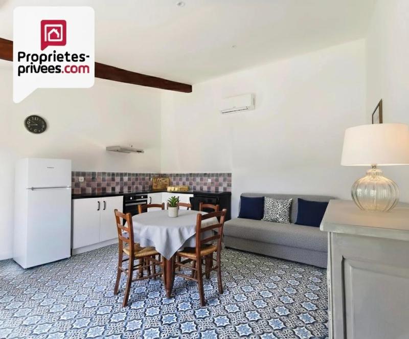 Maison - 170 m² - 9 pièces