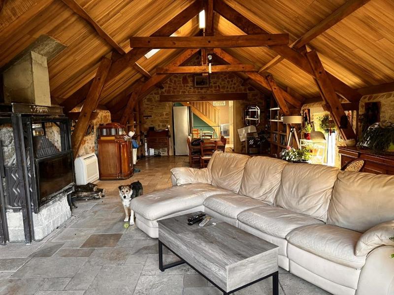 Maison - 430 m² - 10 pièces