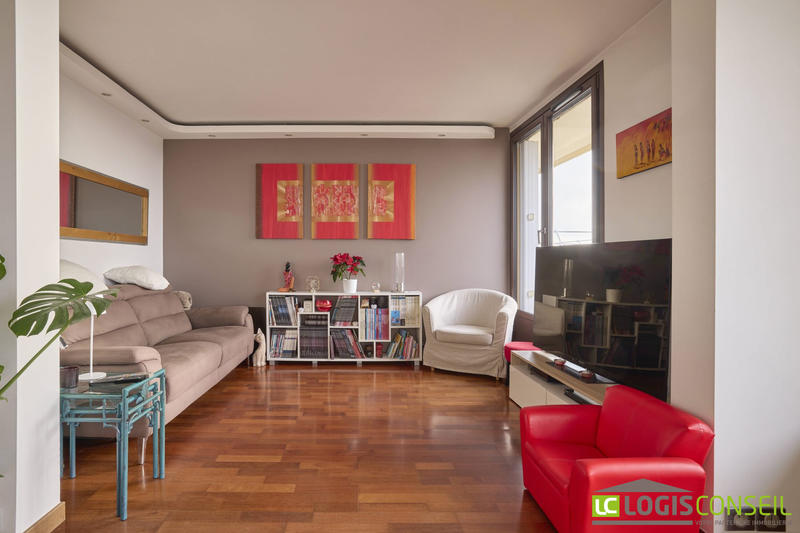 Appartement - 82 m² - 5 pièces