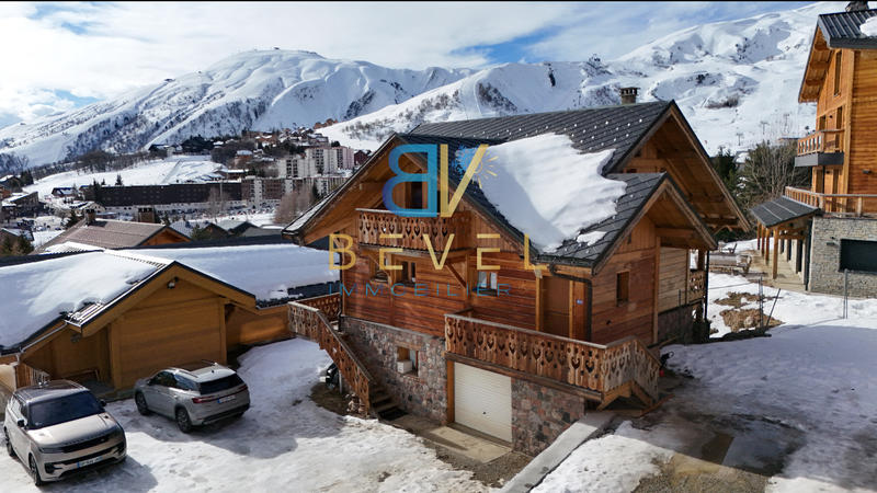 Châlet - 136 m² - 6 pièces