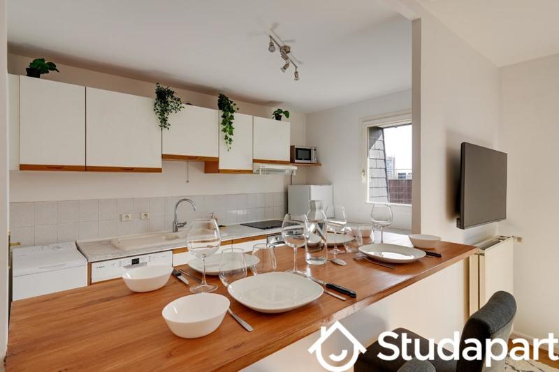 Chambre - 11 m² - 1 pièce