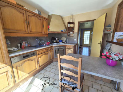 Maison - 161 m² - 6 pièces