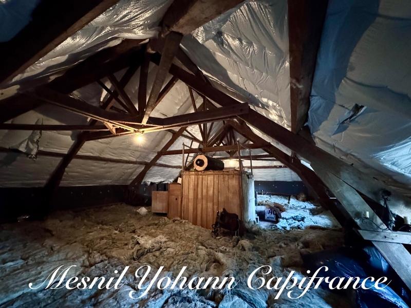 Maison - 212 m² - 7 pièces