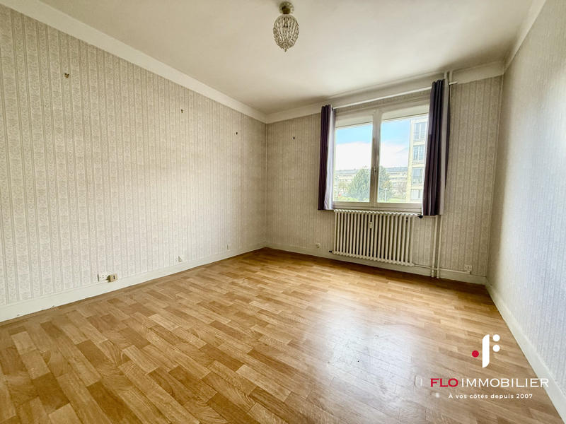 Appartement - 81 m² - 4 pièces