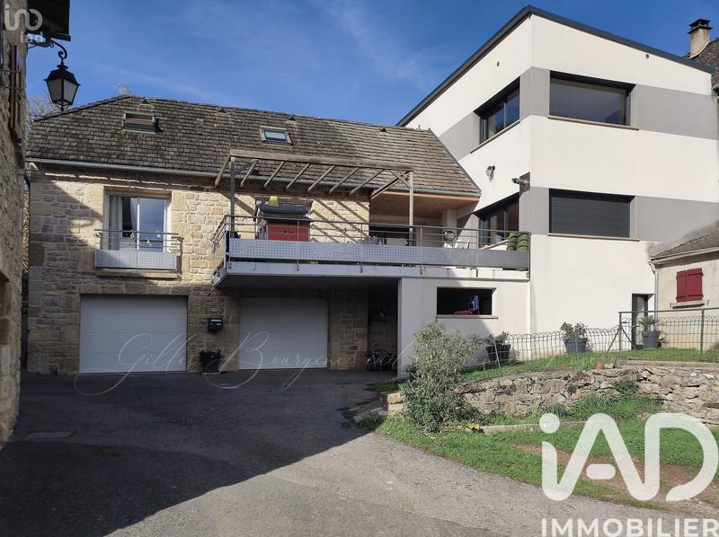 Maison - 165 m² - 8 pièces