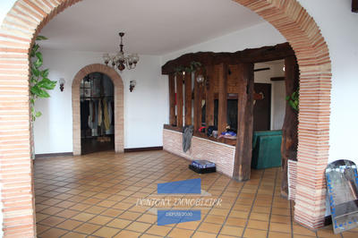 Maison - 429 m² - 14 pièces