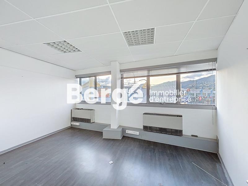 Bureau - 133 m²