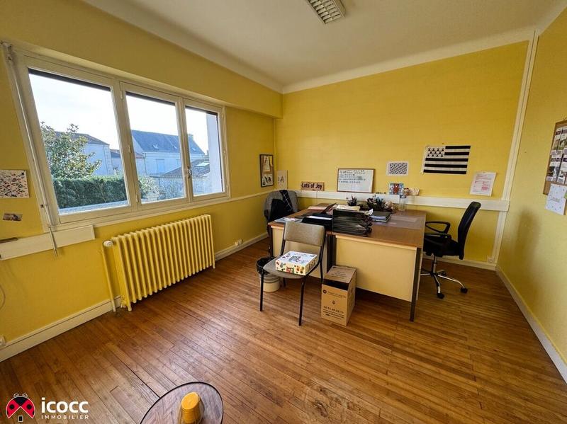 Immeuble mixte - 342 m² - 19 pièces