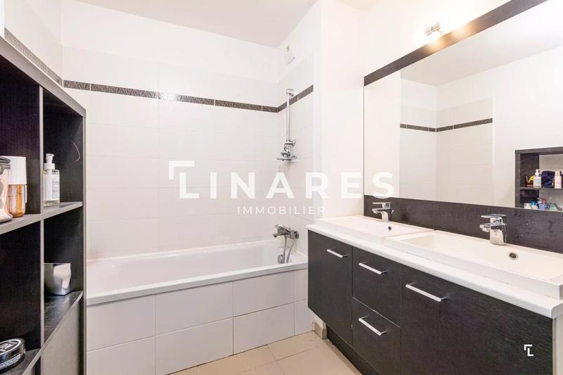 Appartement - 70 m² - 3 pièces