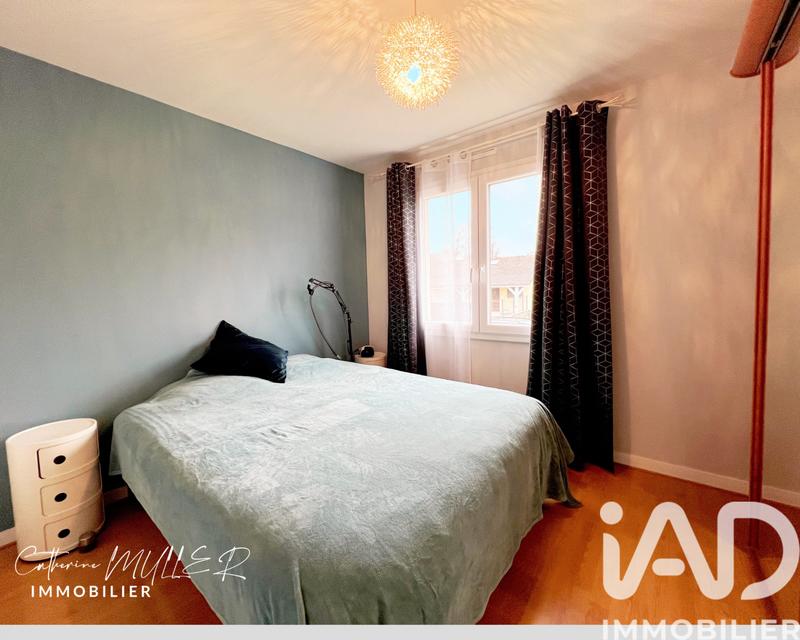 Maison - 80 m² - 5 pièces