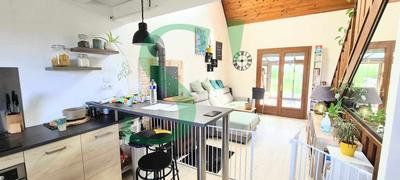 Maison - 106 m² - 4 pièces