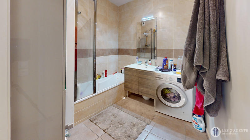 Appartement - 81 m² - 4 pièces