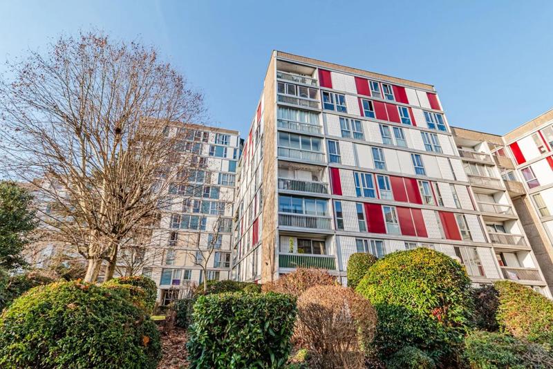 Appartement - 82 m² - 4 pièces