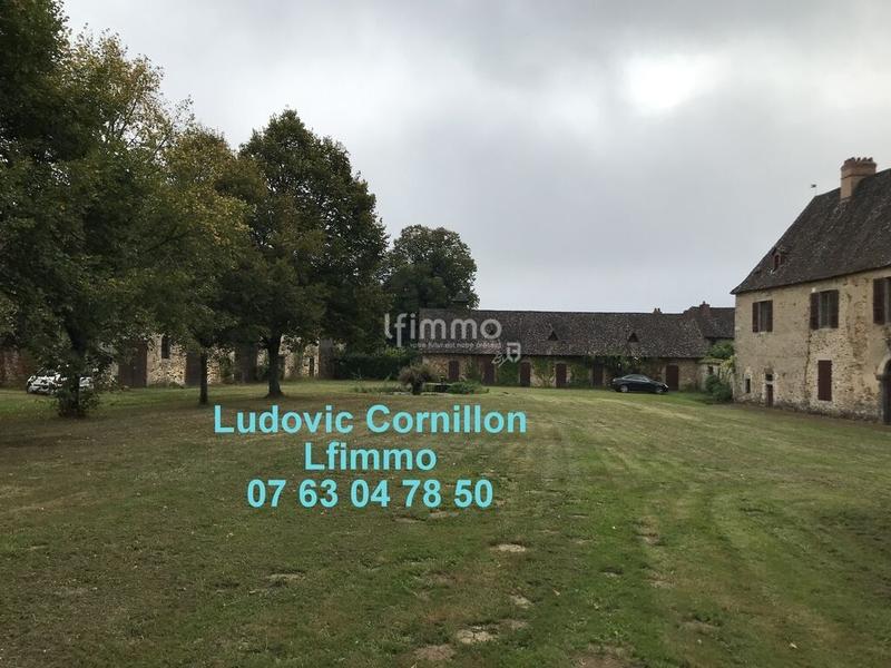 Maison - 210 m² - 8 pièces