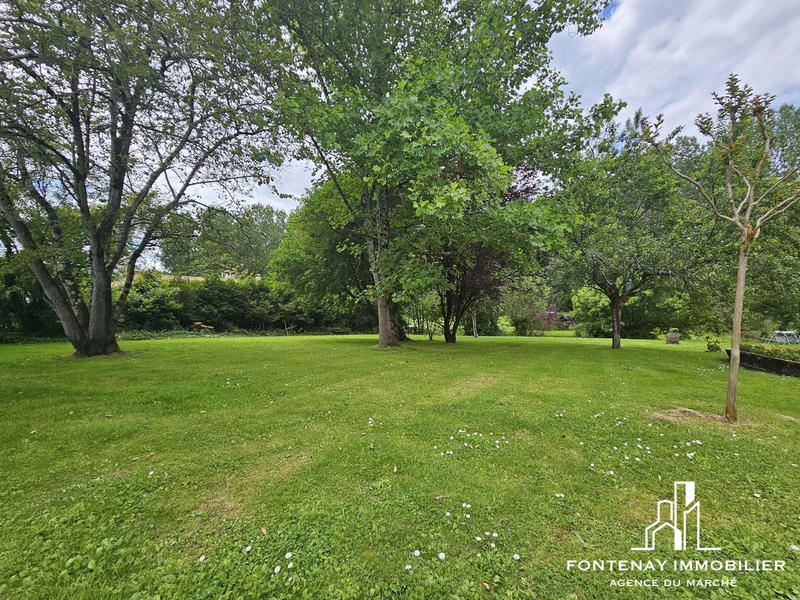 Maison - 220 m² - 11 pièces