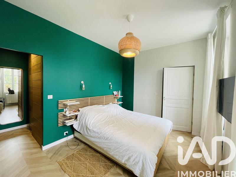 Maison - 320 m² - 10 pièces