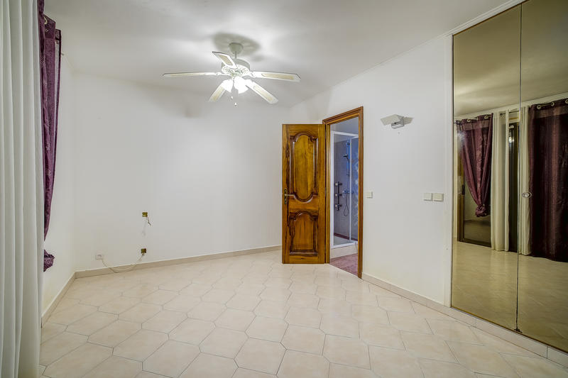 Villa - 160 m² - 5 pièces