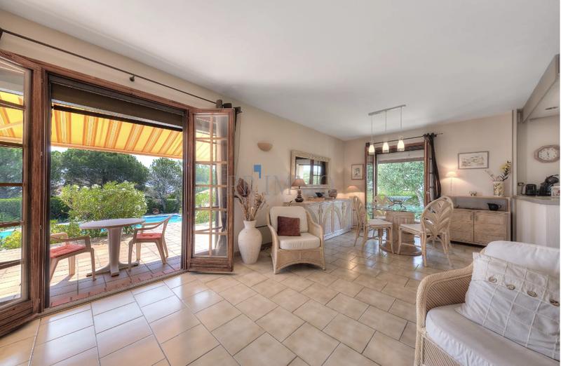 Villa - 90 m² - 4 pièces