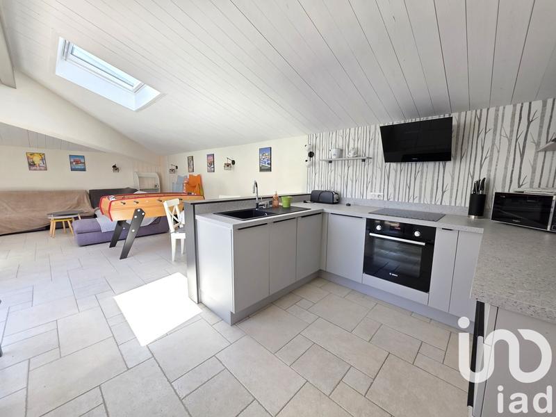 Maison - 215 m² - 8 pièces