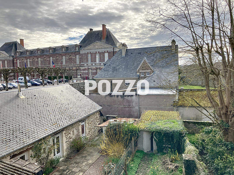 Maison - 121 m² - 4 pièces