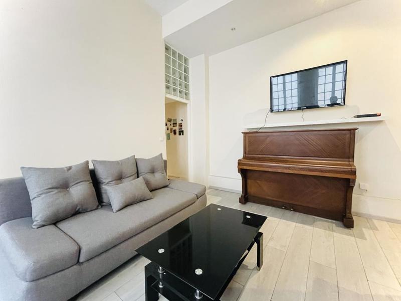 Appartement - 90 m² - 4 pièces