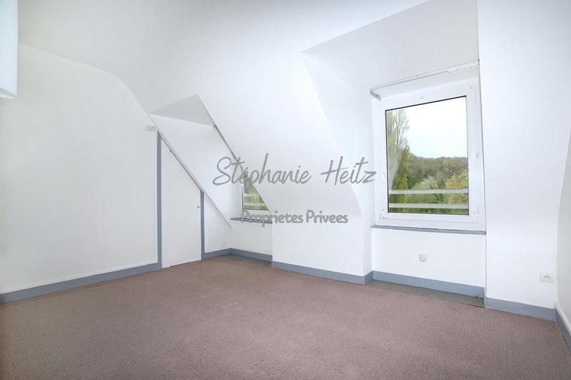 Maison - 1 260 m² - 41 pièces