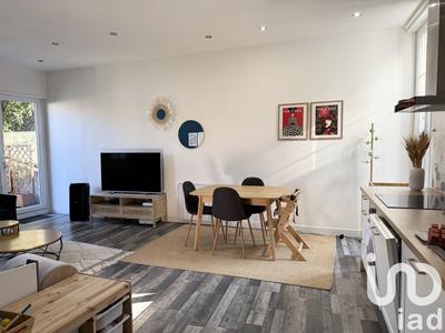 Appartement - 96 m² - 5 pièces