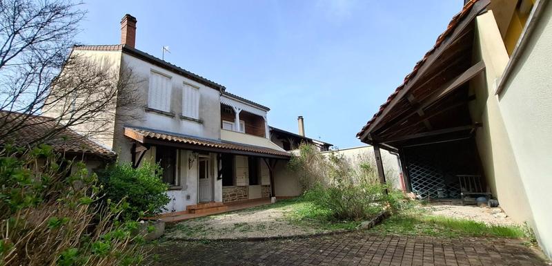 Maison - 185 m² - 7 pièces