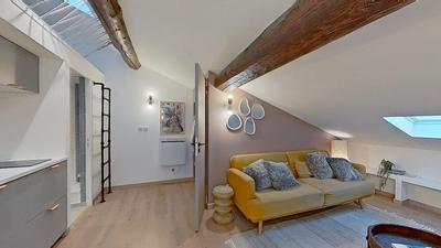 Appartement - 15 m² - 2 pièces