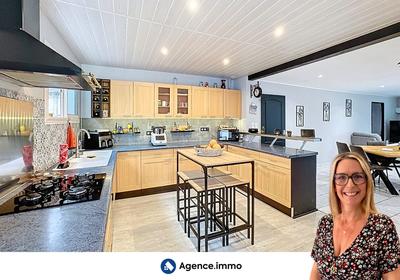 Maison - 147 m² - 7 pièces