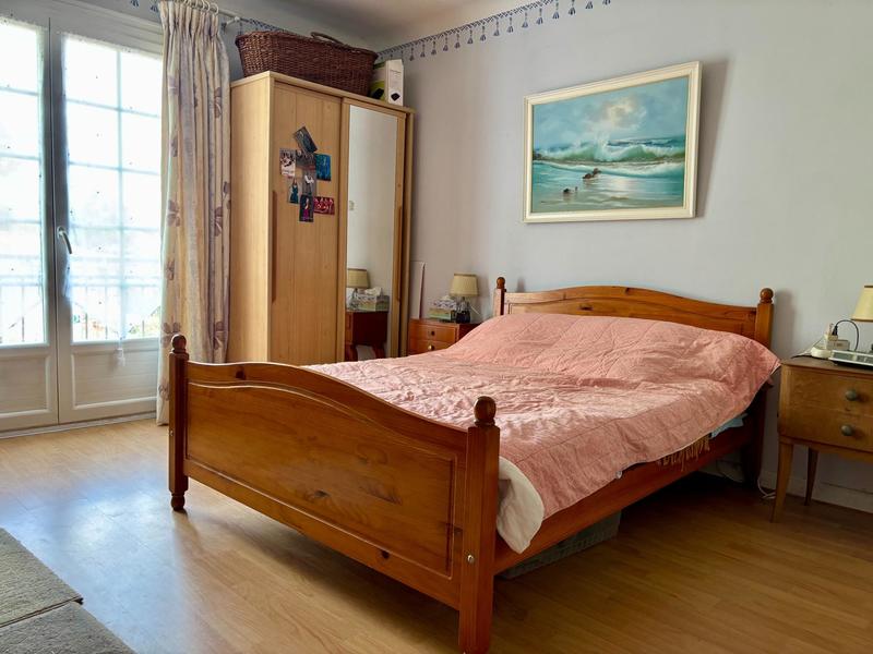 Maison - 185 m² - 7 pièces